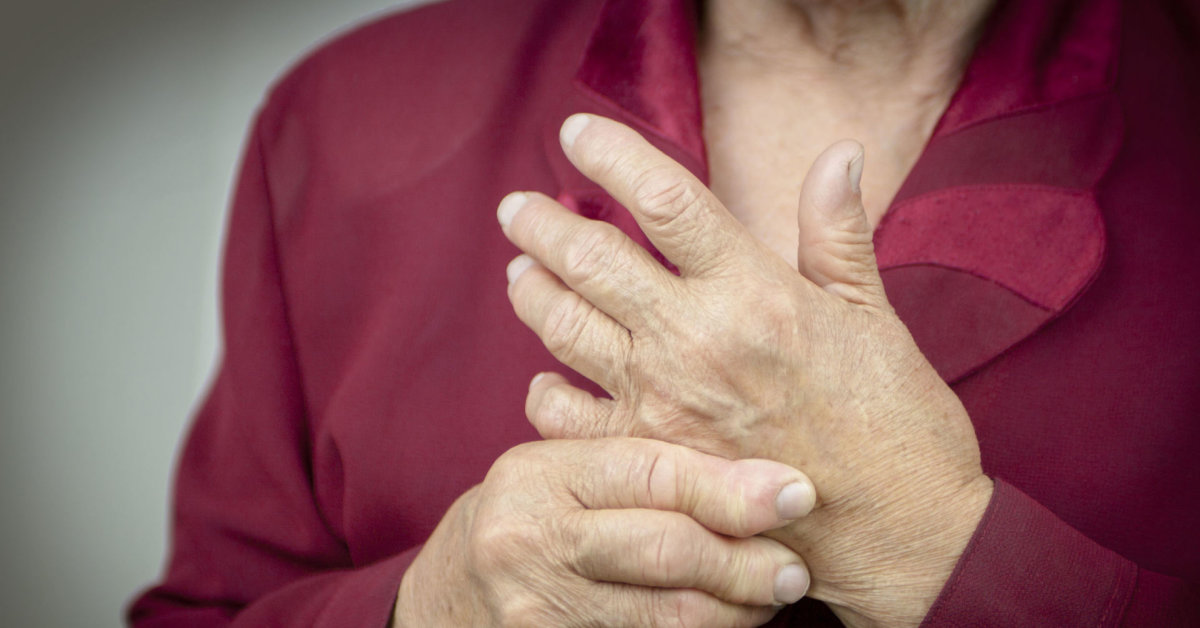 artritas mažų bendrą sąnarių gydymo skauda sąnarius savo rankomis
