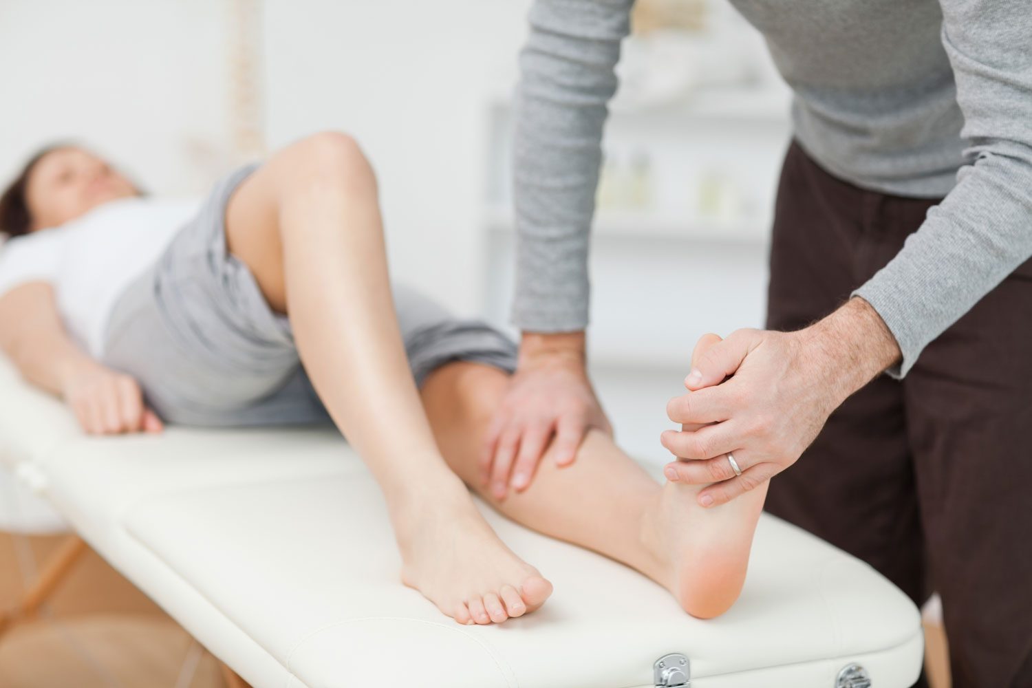 skausmas pėdos sąnarių po paleisti kojos nykscio skausmas