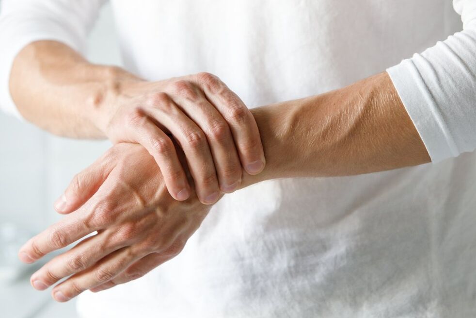 artritas iš rankos gydymas sąnarių