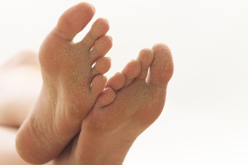 pulsuojanti pėdų skausmas skausmas alkūnės sąnarių ryte